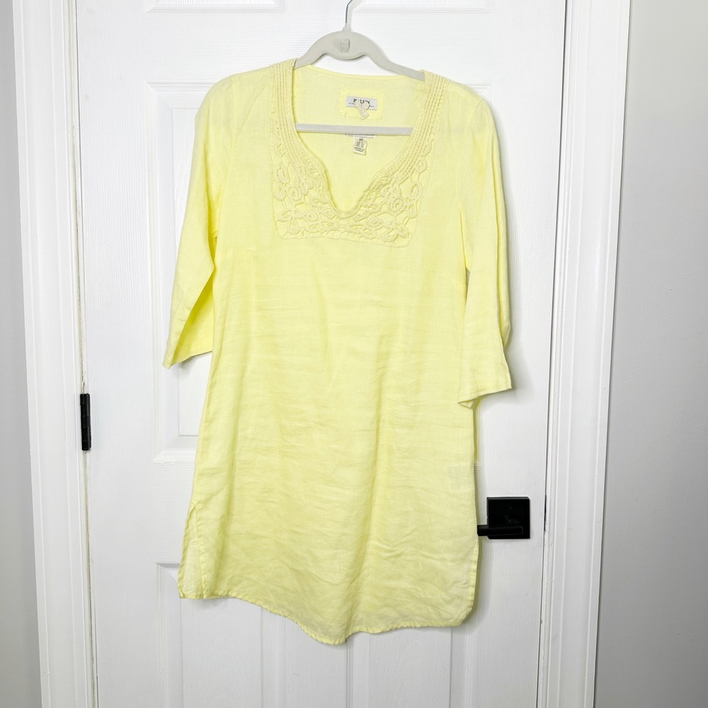 Malvin 100% Linen Tunic Women Size Medium Yellow Embroidered V-Neck Top